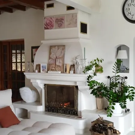 Le Petit Arbre De L'amitie Villa *