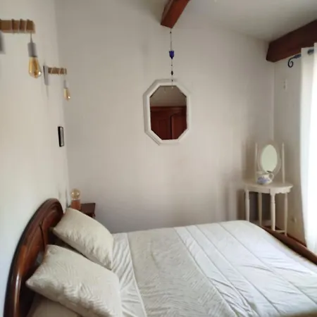 Le Petit Arbre De L'amitie Villa *